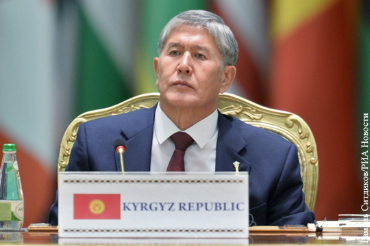Президент Киргизии распустил правительство