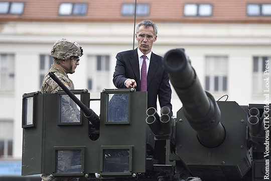 Столтенберг: НАТО намерено не провоцировать, а предотвращать конфликты с Россией