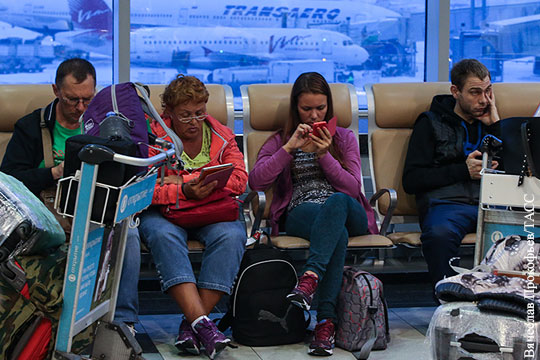 В аэропортах Москвы отменены более 20 авиарейсов 