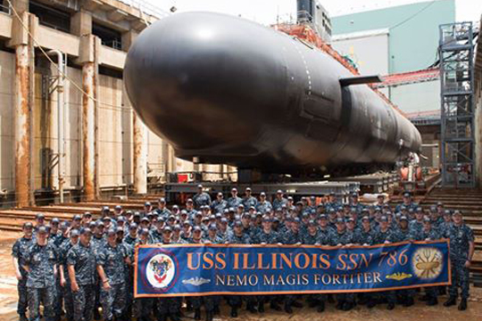 Новейшая атомная подлодка ВМС США стоимостью 2,7 млрд долларов введена в строй
