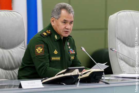Шойгу заявил об ажиотаже на Западе в связи с походом российской авианосной группы