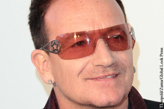 Вокалист U2 стал первым мужчиной в списке «Женщина года»