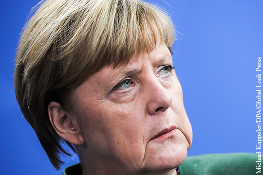 Меркель забеспокоилась об арестованных в Турции журналистах