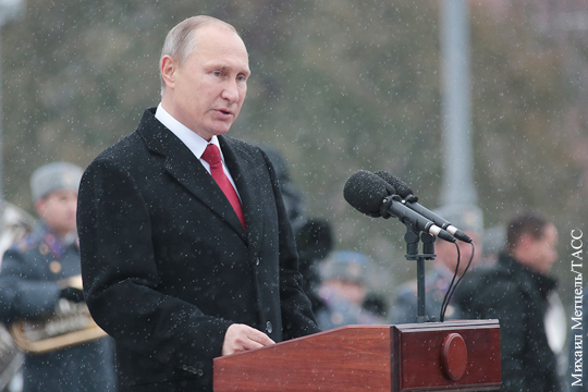 Путин призвал противостоять современным вызовам по духовным заветам князя Владимира