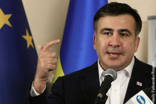 Саакашвили обвинил Порошенко в покровительстве преступным кланам в Одесской области