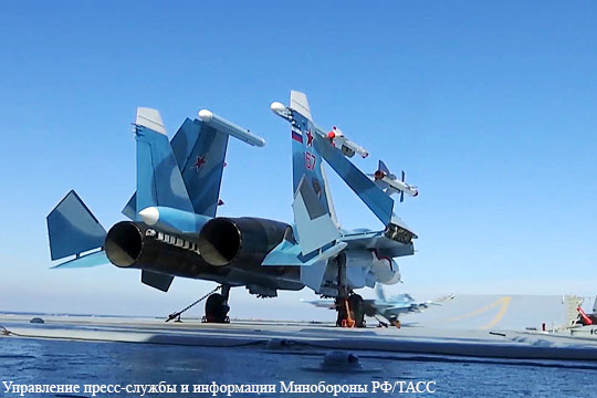 Истребителями с «Адмирала Кузнецова» уничтожено не менее 30 террористов