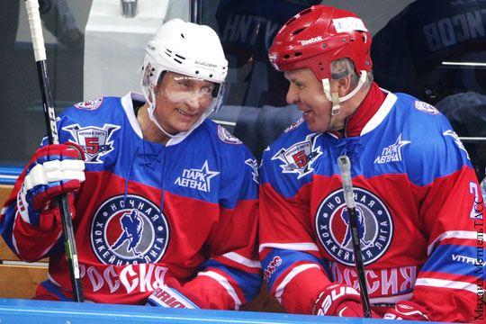 Фетисов охарактеризовал игру Путина в хоккей