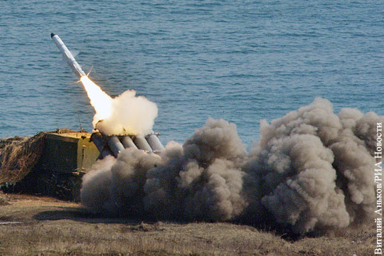 Япония пообещала отреагировать на размещение ракетных комплексов на Курилах