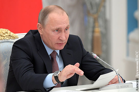 Путин уволил ряд сотрудников управделами президента, ФСБ, Минобороны и МВД