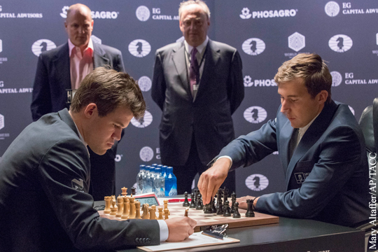Карякин и Карлсен сыграли вничью в 12-й партии за шахматную корону