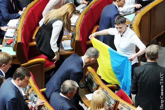 Савченко исключили из партии «Батькивщина»