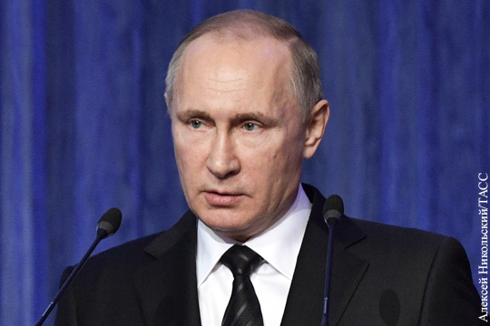 Путин перенес большую пресс-конференцию из-за прощания с Карловым