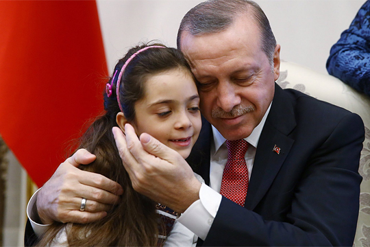 Девочка-блогер из Алеппо встретилась с Эрдоганом