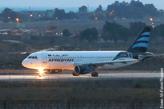 Мальтийские СМИ: Ливийский пассажирский самолет захватил «сторонник Каддафи»