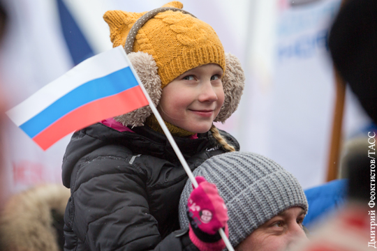 Уходящий год добавил российскому обществу оптимизма