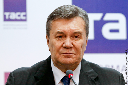 Адвокат: Обвинение Януковича в госизмене говорит о незаконности нынешней власти