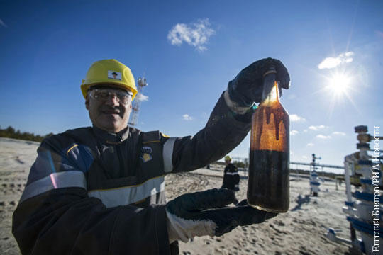 Россия обновила рекорд по добыче нефти
