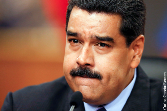 Суд спас Мадуро от импичмента