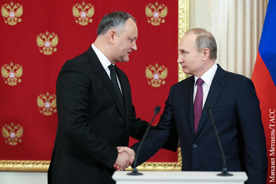 Путин похвалил Додона за мужество
