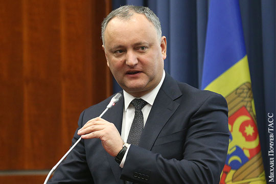 «Пророссийский» лидер Молдавии получил первую угрозу импичмента