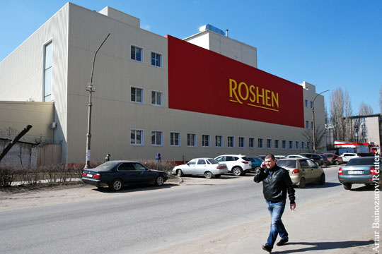 Порошенко необоснованно винит Россию в закрытии фабрики Roshen в Липецке 