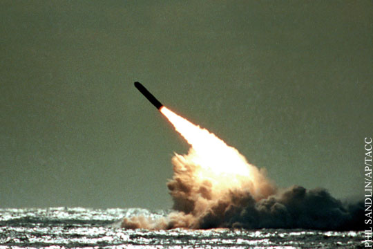 СМИ: Британия не сообщила об инциденте с ракетой Trident по просьбе США