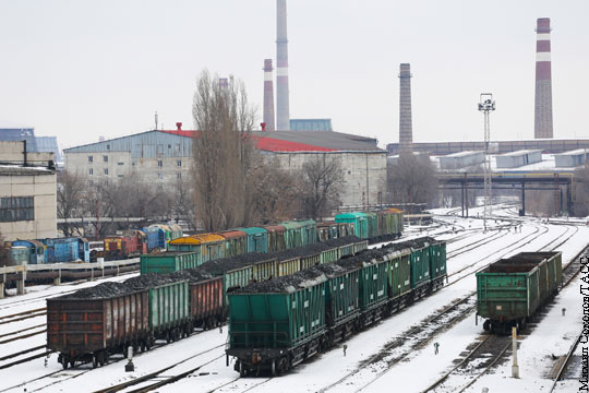 Россия спасает Донбасс углем