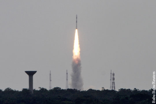 Индия одной ракетой запустила на орбиту 104 спутника