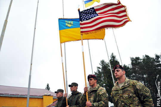 США пообещали Киеву помочь «установить мир и безопасность» на Украине