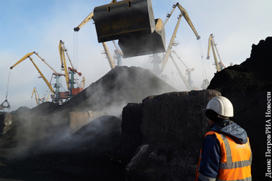 Захарченко объявил о начале поставок угля в Россию