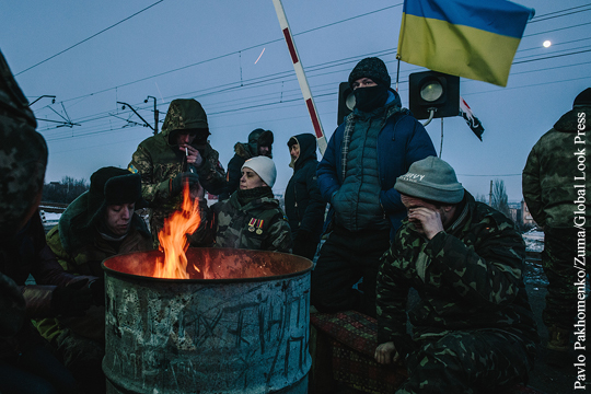 ЕС потребовал объяснений от Киева в связи с блокадой Донбасса
