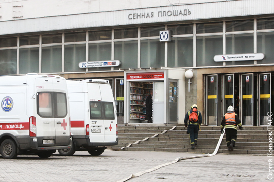 Станцию петербургского метро «Сенная площадь» закрыли из-за угрозы взрыва