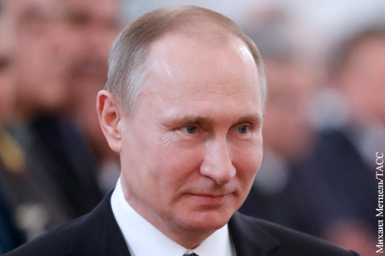 ВЦИОМ: Работу Путина одобряют почти 83% россиян