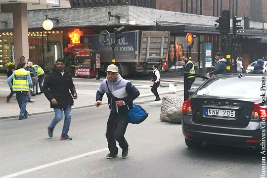 Задержан подозреваемый в наезде на людей в Стокгольме