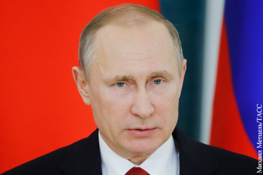 Путин: России известно о готовящихся провокациях с химоружием в Сирии