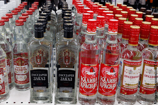 Минимальную цену бутылки водки решено увеличить до 205 рублей