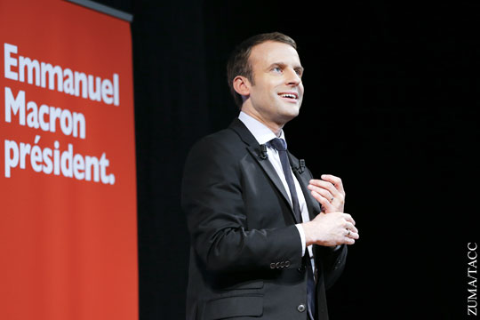 Макрон вышел в лидеры президентской гонки во Франции