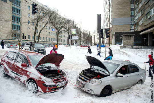 На Украине апрельский снег стал стихийным бедствием