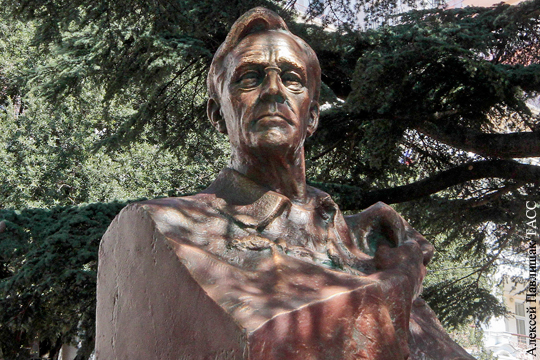 Памятник Рузвельту открыли в Ялте