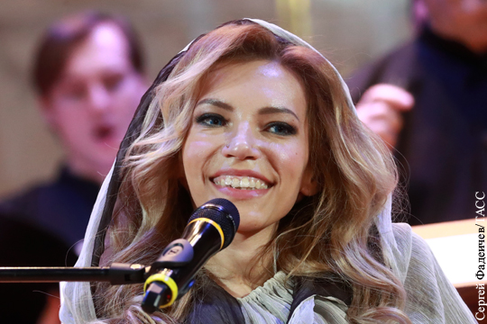 Самойлова подтвердила планы выступить в Севастополе в день старта «Евровидения»