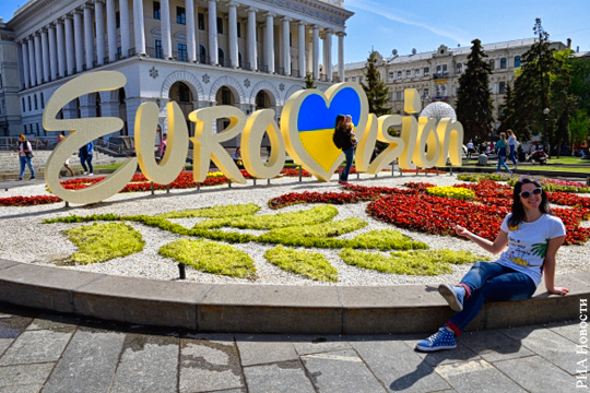 Итальянский телеведущий: Украина проиграла Крым, проиграет и «Евровидение»