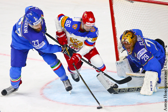 Сборная России по хоккею одержала победу со счетом 10:1