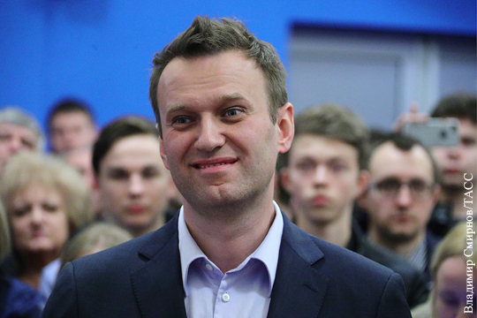 Советник Авакова призвал Навального устроить революцию в России