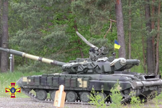 Шойгу: Украина в танковом биатлоне НАТО выступила на снятых с вооружения в России Т-64