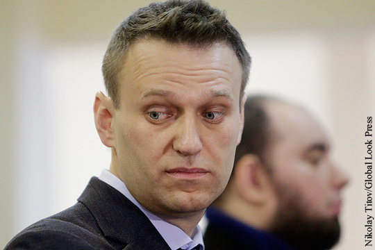 Пресс-служба Усманова обвинила Навального в тройной лжи