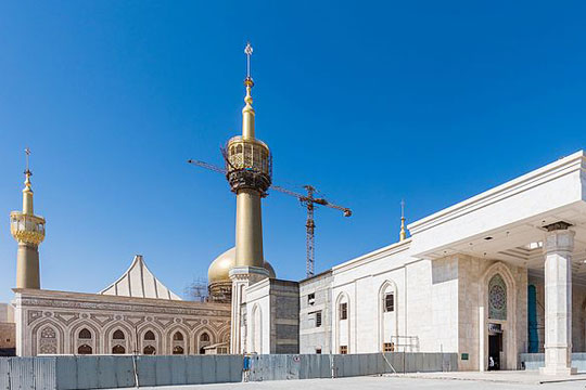 Нападавший подорвался в мавзолее имама Хомейни в Тегеране