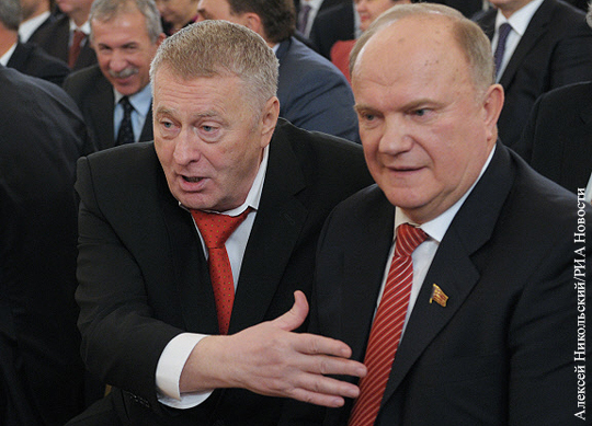 Жириновский и Зюганов поддержали введение клятвы верности России