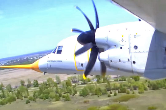 Опубликовано видео полета украинского Ан-132D