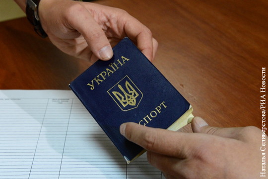 ЕС раскритиковал идею Порошенко не пускать жителей Донбасса в ЕС без виз