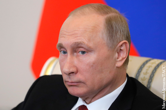 СМИ: Путин греет руки на разожженном Трампом опасном костре